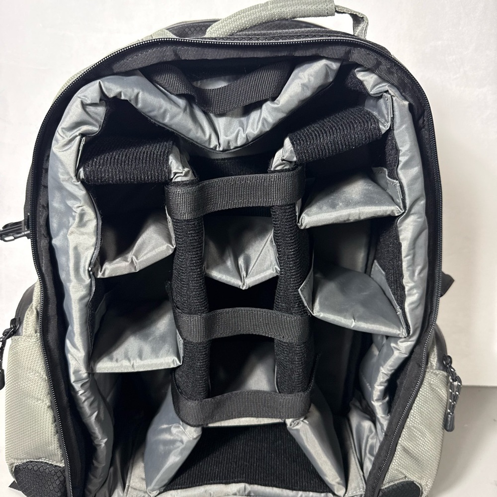 Tenba Camera Backpack Bag - Picture 3 of 13